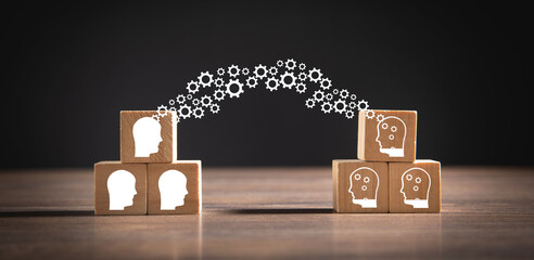 搬家一定要一家人一起搬吗 搬家乔迁必说的吉利话