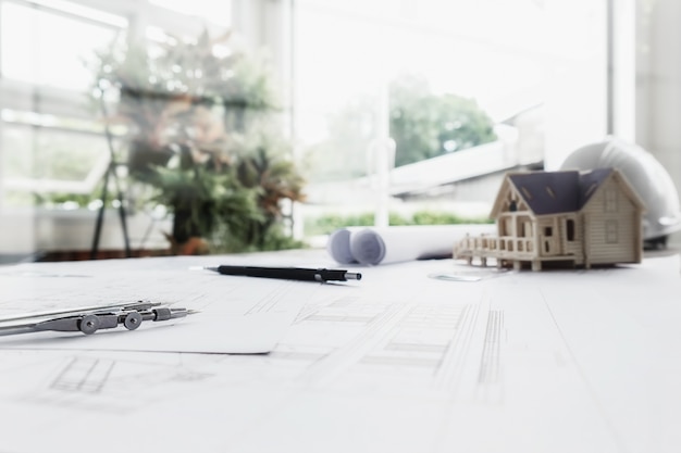 QWQ QAQ类似的这些表情都代表什么意思？